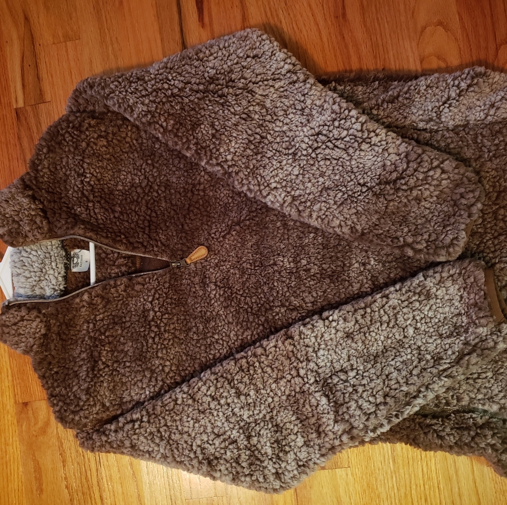 Brown sherpa